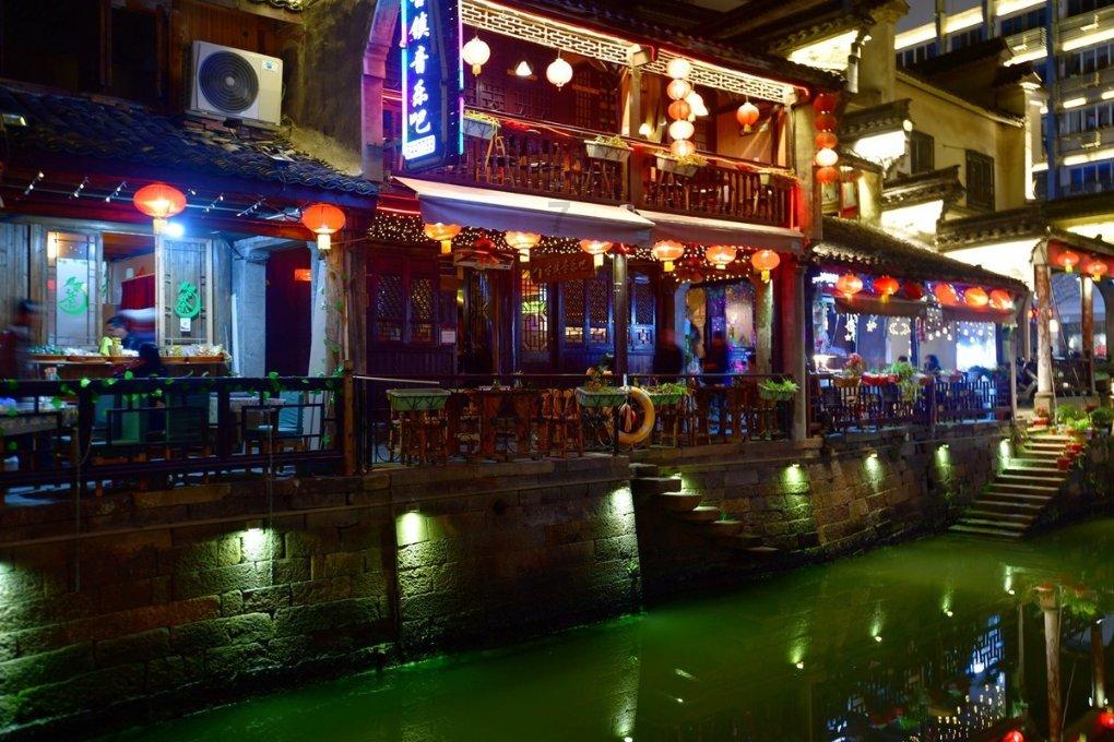 黄金AK闯迷宫